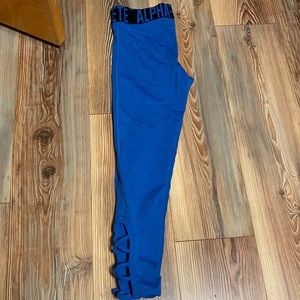 Alphalete Cross Leggings